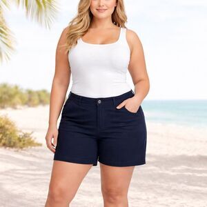 Old Navy Everyday Short Chino Shorts Women's size 18 5.5” Inseam Minimalist Core